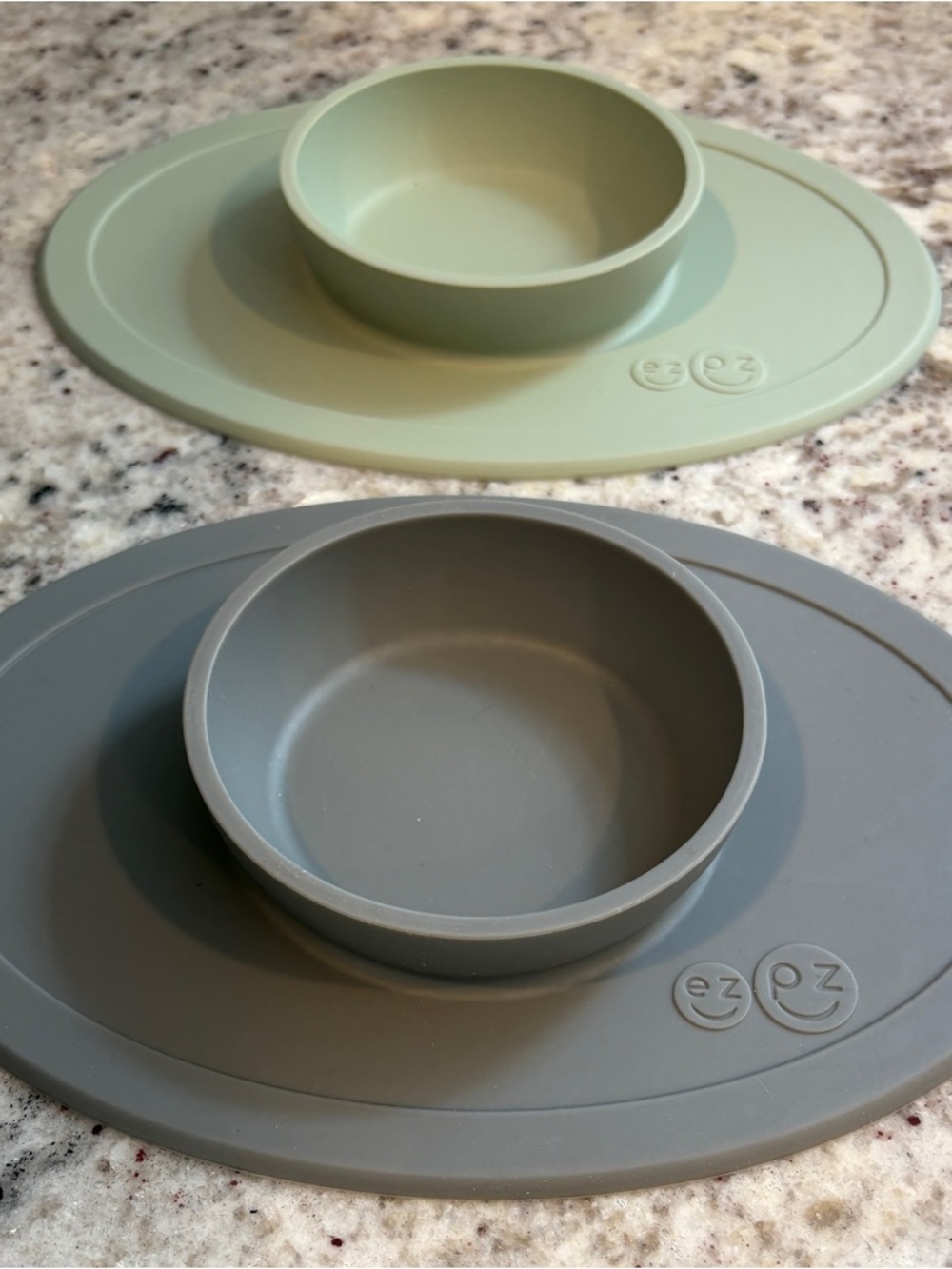 ezpz Mini Mat Silicone Suction Plate Bowl Set Sage Gray Baby BLW Feeding 2Pk